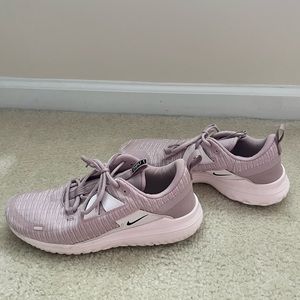 Women’s Nikes